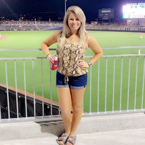 Meet your Posher, Ashley